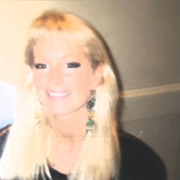 FREE GOODIE WITH EVERY PURCHASE! - Picture 2 of 12